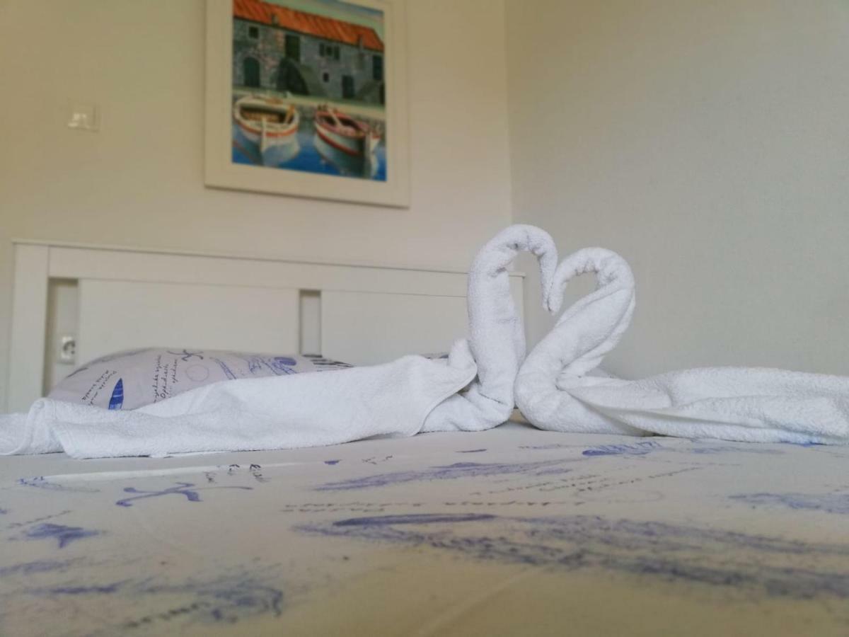 Apartman Jela Šibenik Exterior foto
