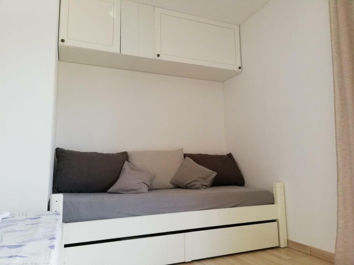 Apartman Jela Šibenik Exterior foto