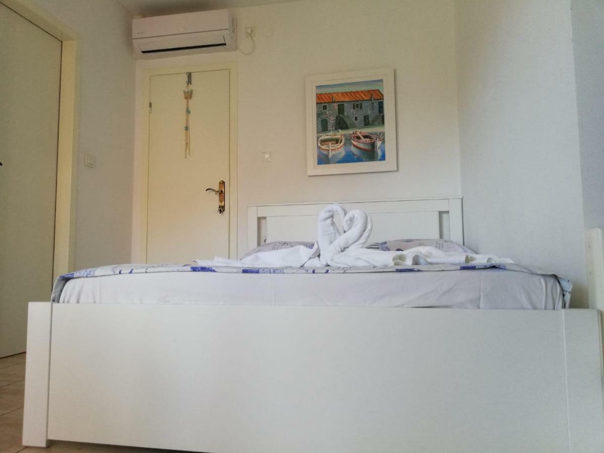 Apartman Jela Šibenik Exterior foto